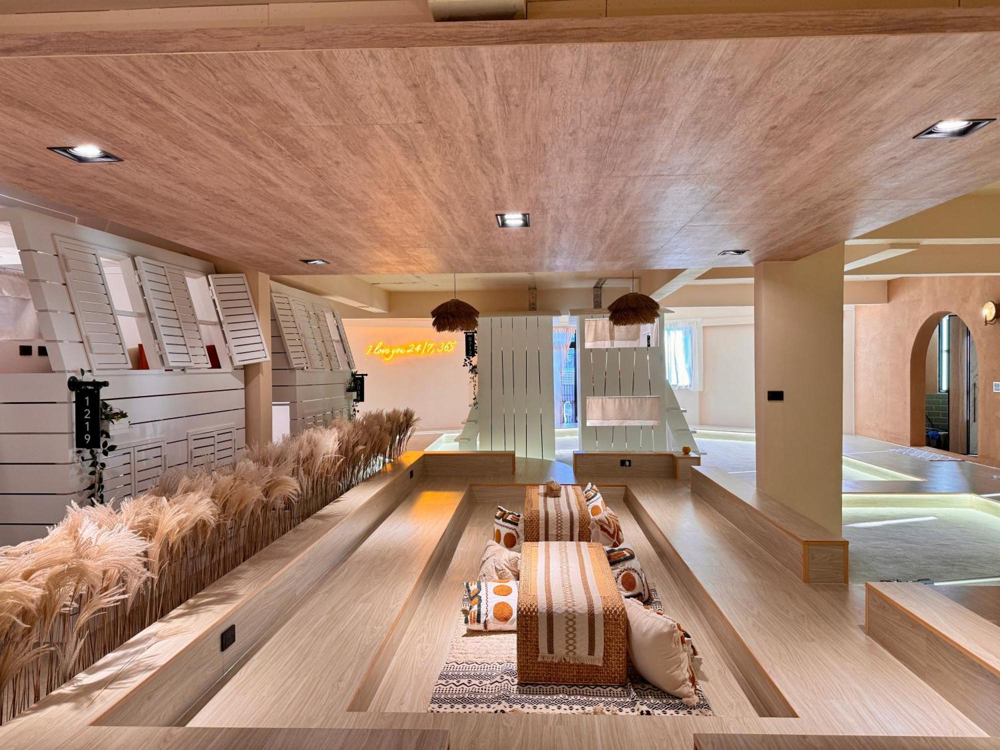 Perbed Hostel-Taichung Station Экстерьер фото